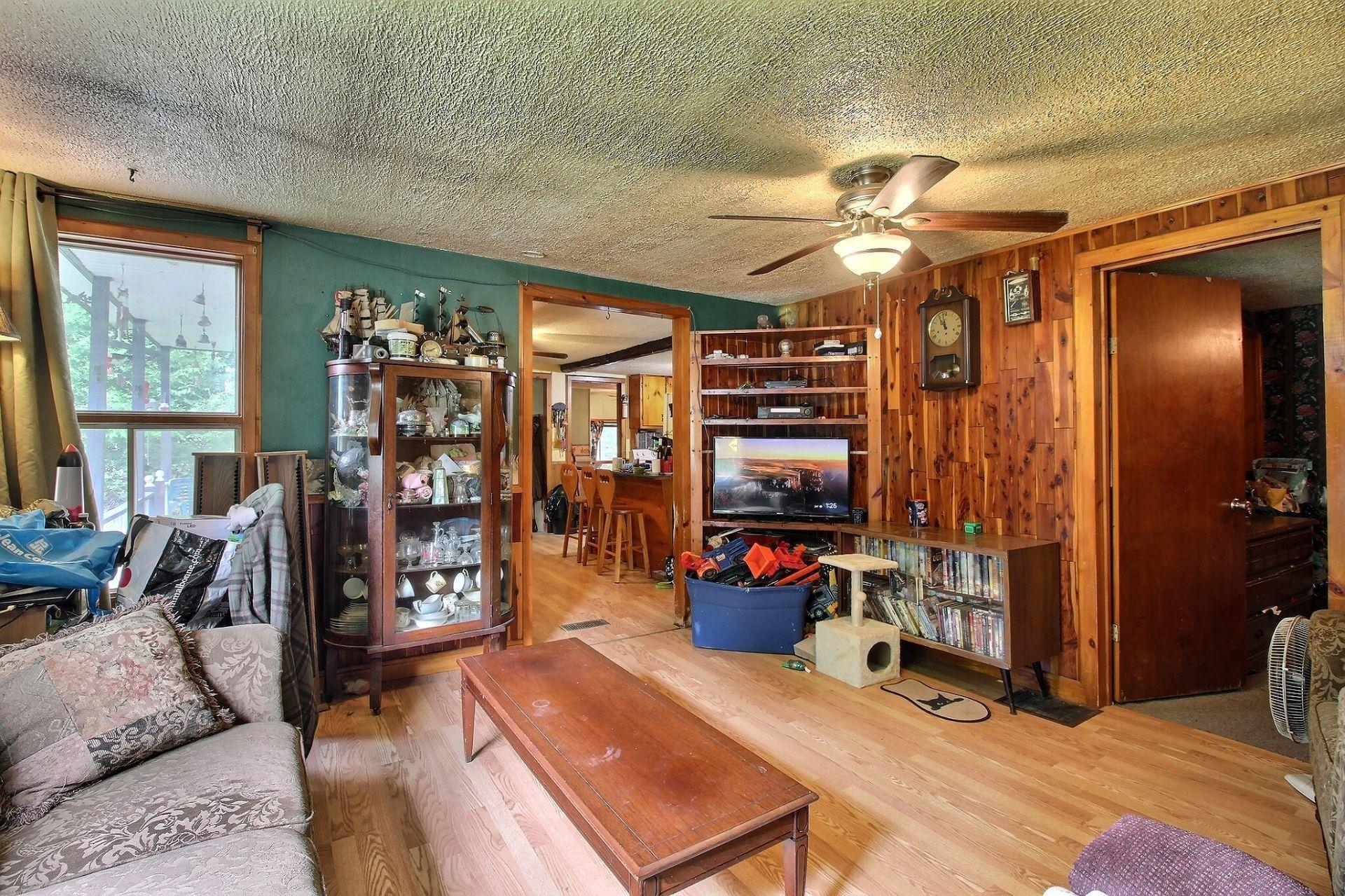









85


Rue Main

,
Hatley - Municipalité,




QC
J0B4B0

