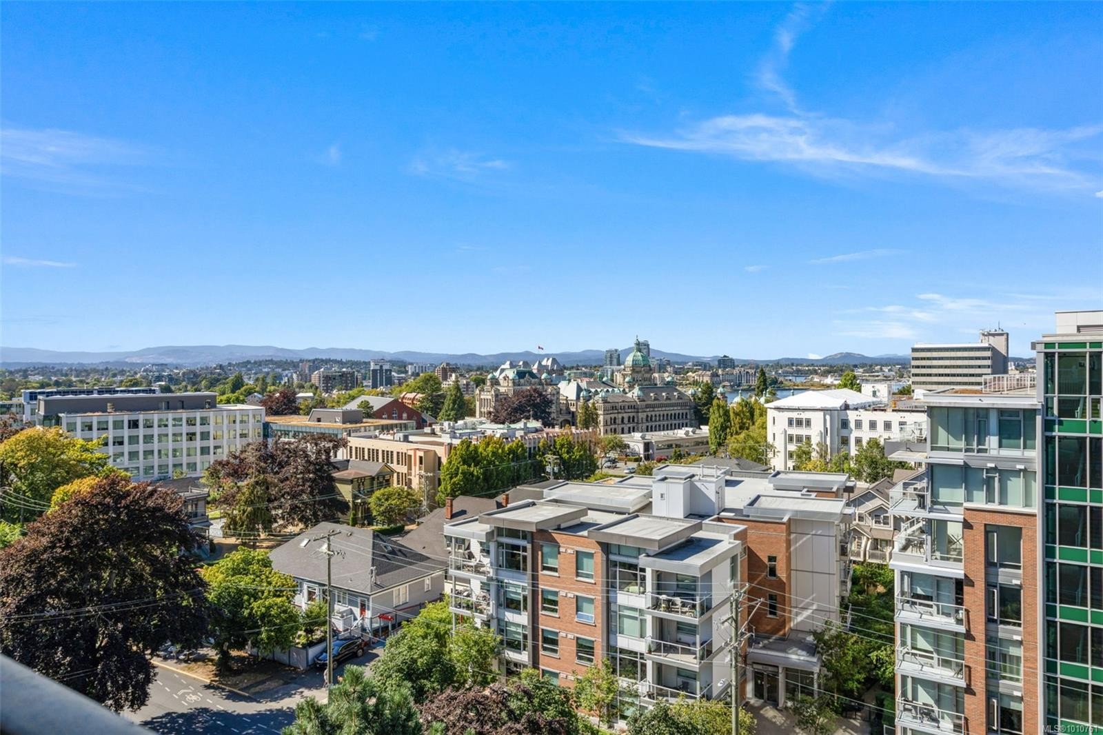 









647


Michigan

St, 904,
Victoria,




BC
V8V 1S9

