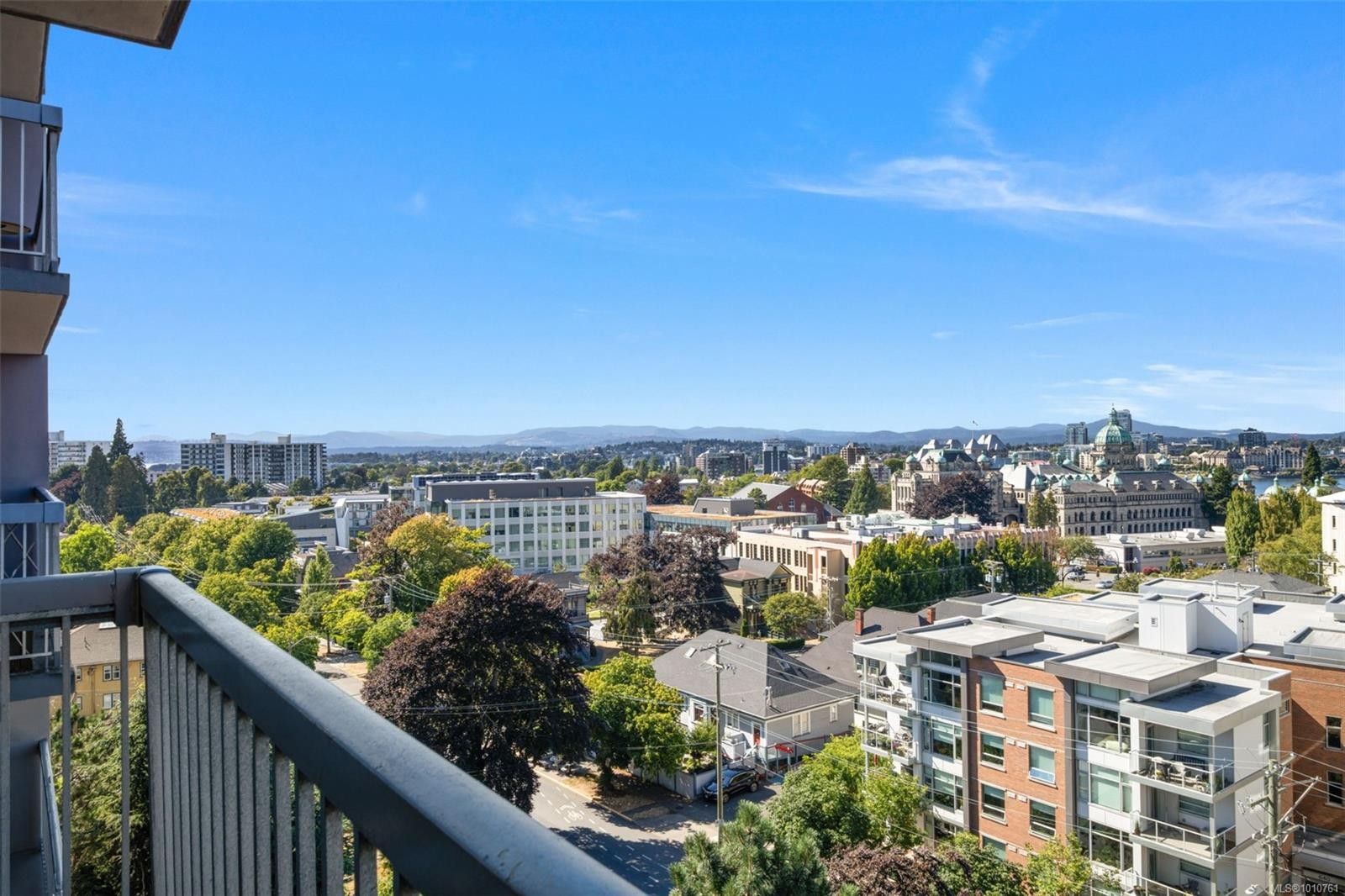 









647


Michigan

St, 904,
Victoria,




BC
V8V 1S9

