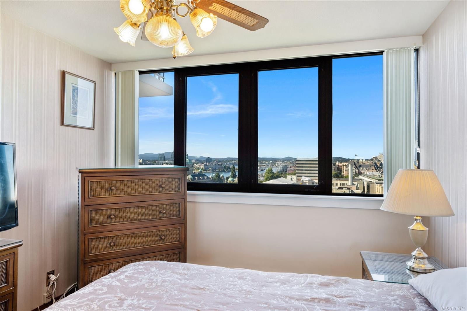 









647


Michigan

St, 1101,
Victoria,




BC
V8V 1S9

