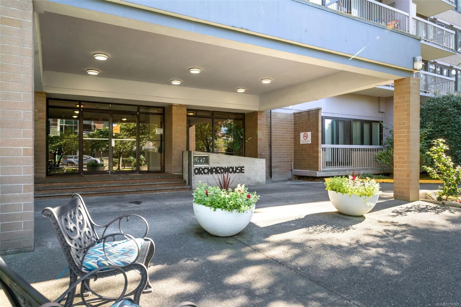 









647


Michigan

St, 1101,
Victoria,




BC
V8V 1S9


