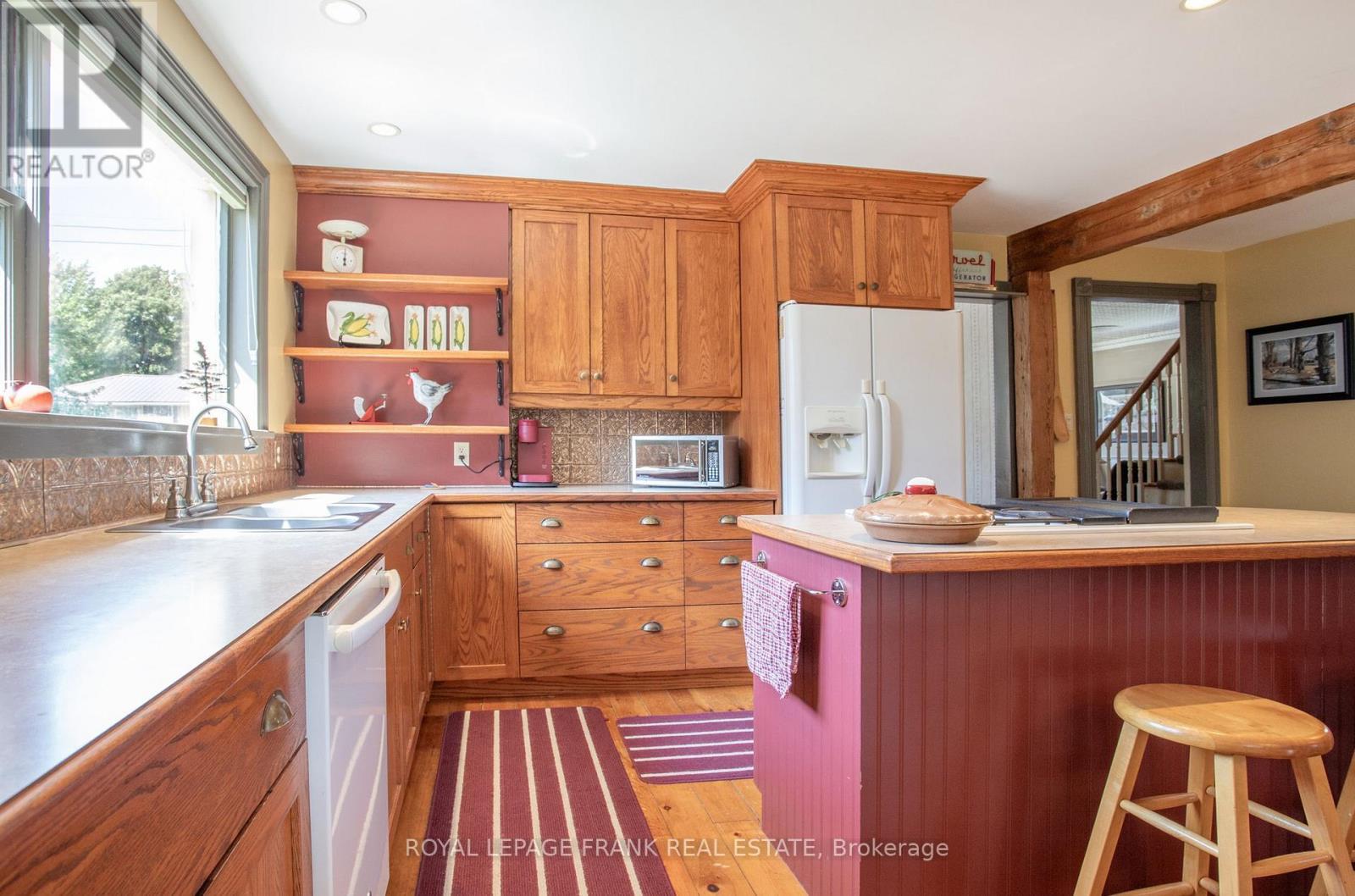 












1188 CRAGG ROAD

,
Scugog,




Ontario
L0C1B0

