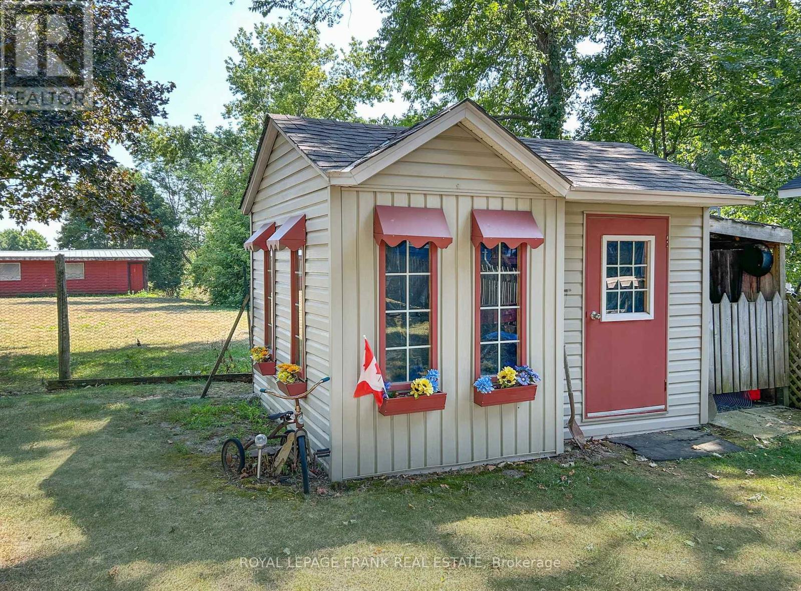 












1188 CRAGG ROAD

,
Scugog,




Ontario
L0C1B0

