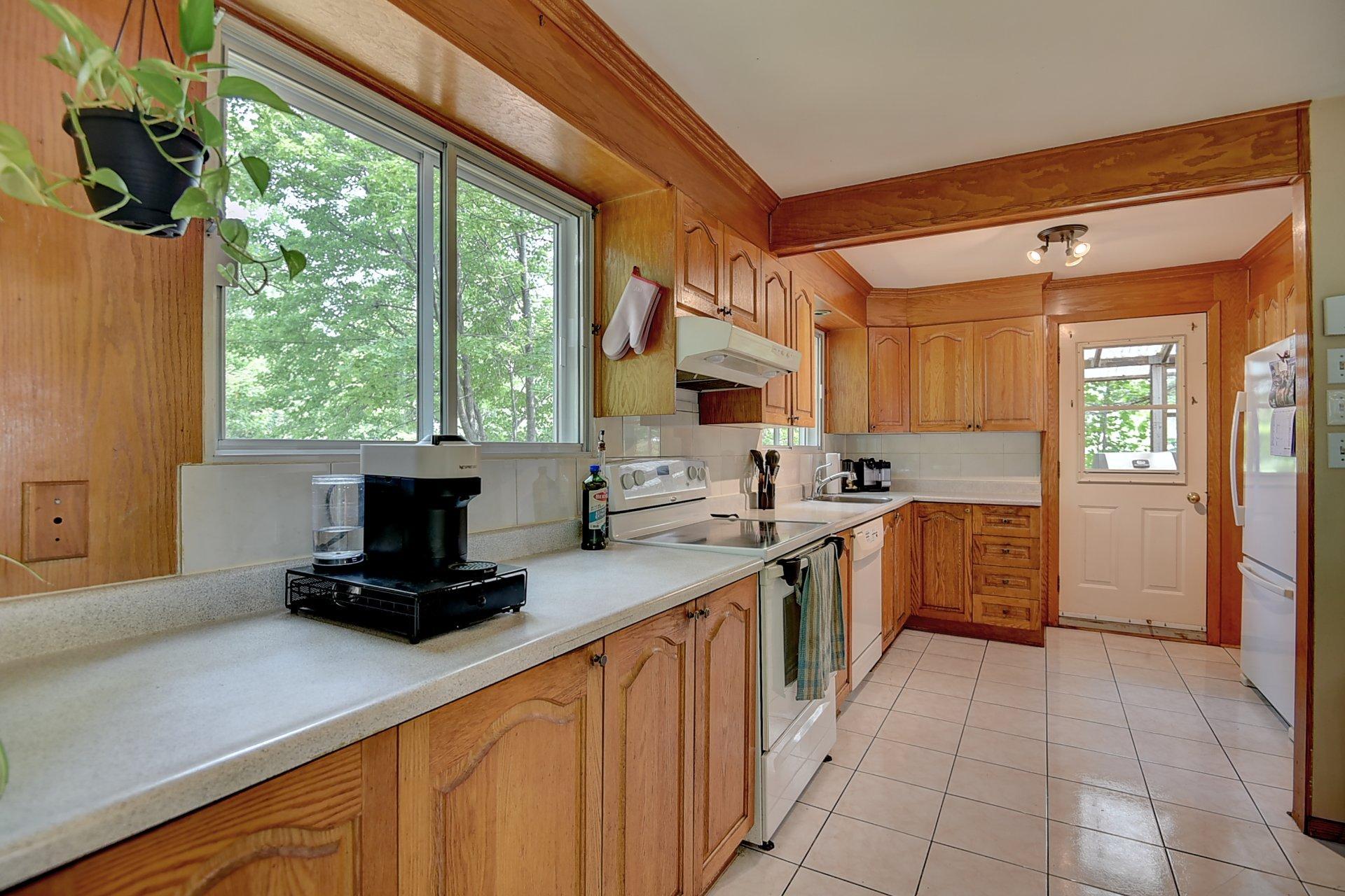 









231


Rue Béram

,
L'Épiphanie,




QC
J5X3J8

