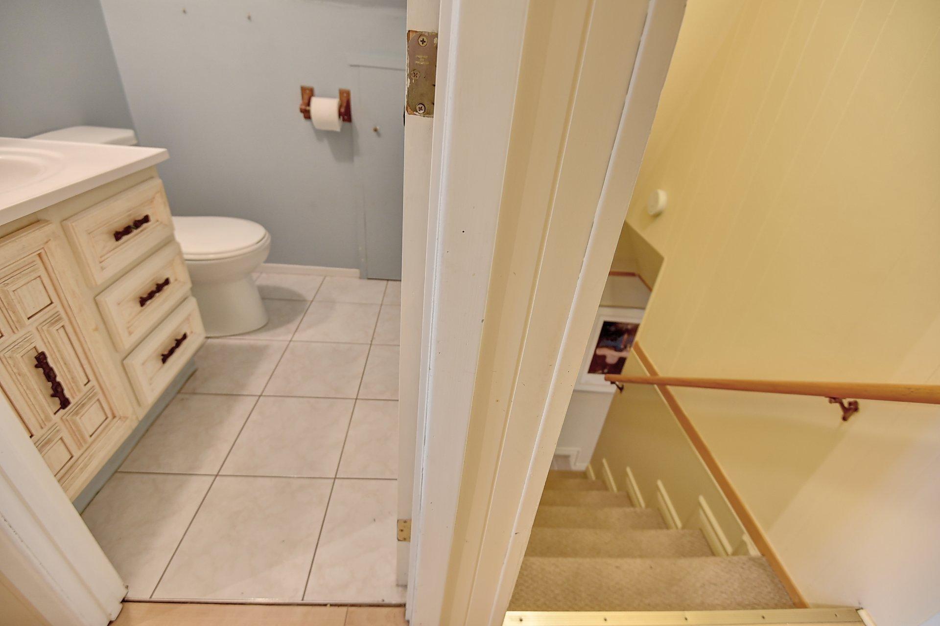 









231


Rue Béram

,
L'Épiphanie,




QC
J5X3J8

