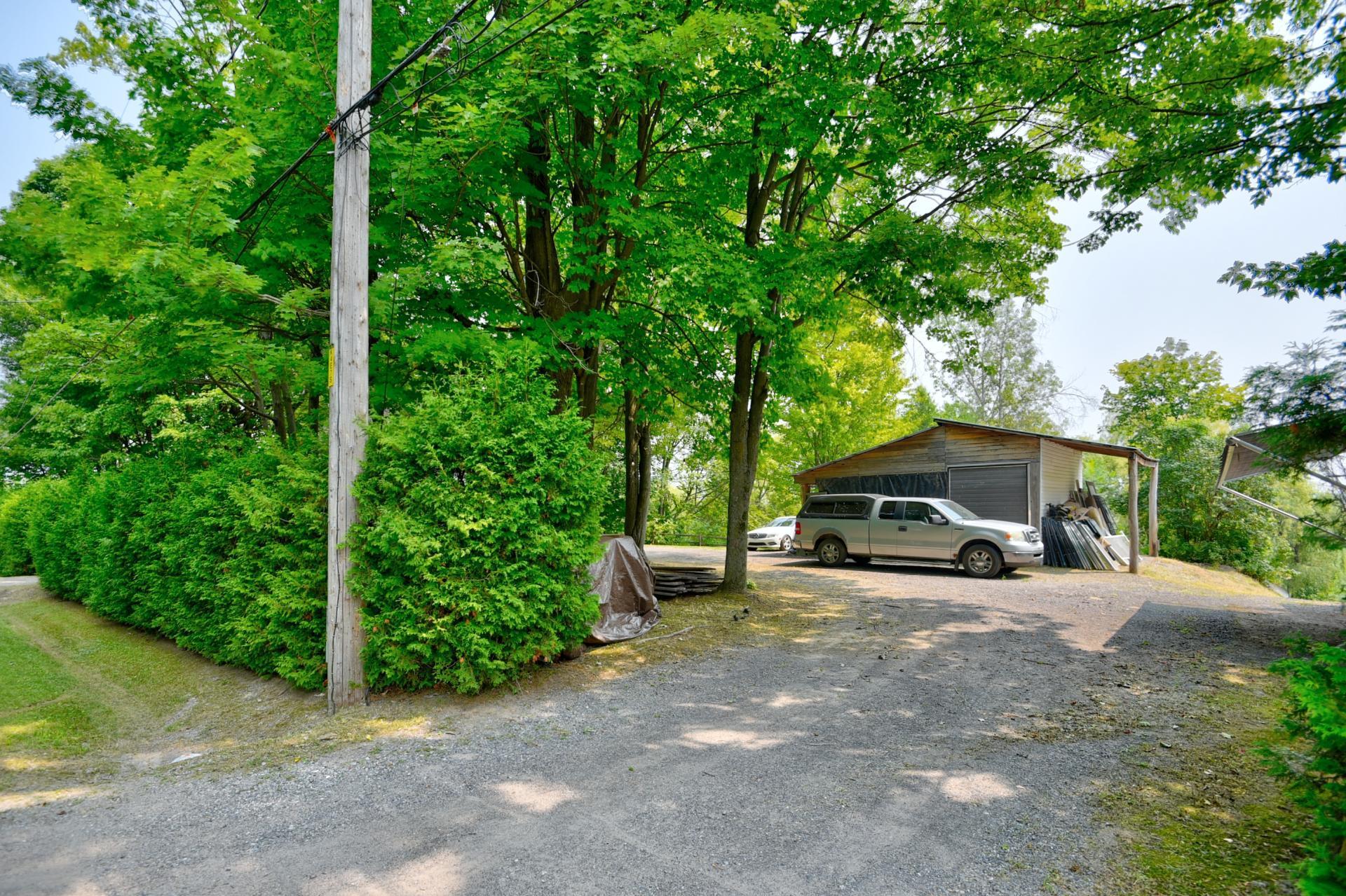 









231


Rue Béram

,
L'Épiphanie,




QC
J5X3J8

