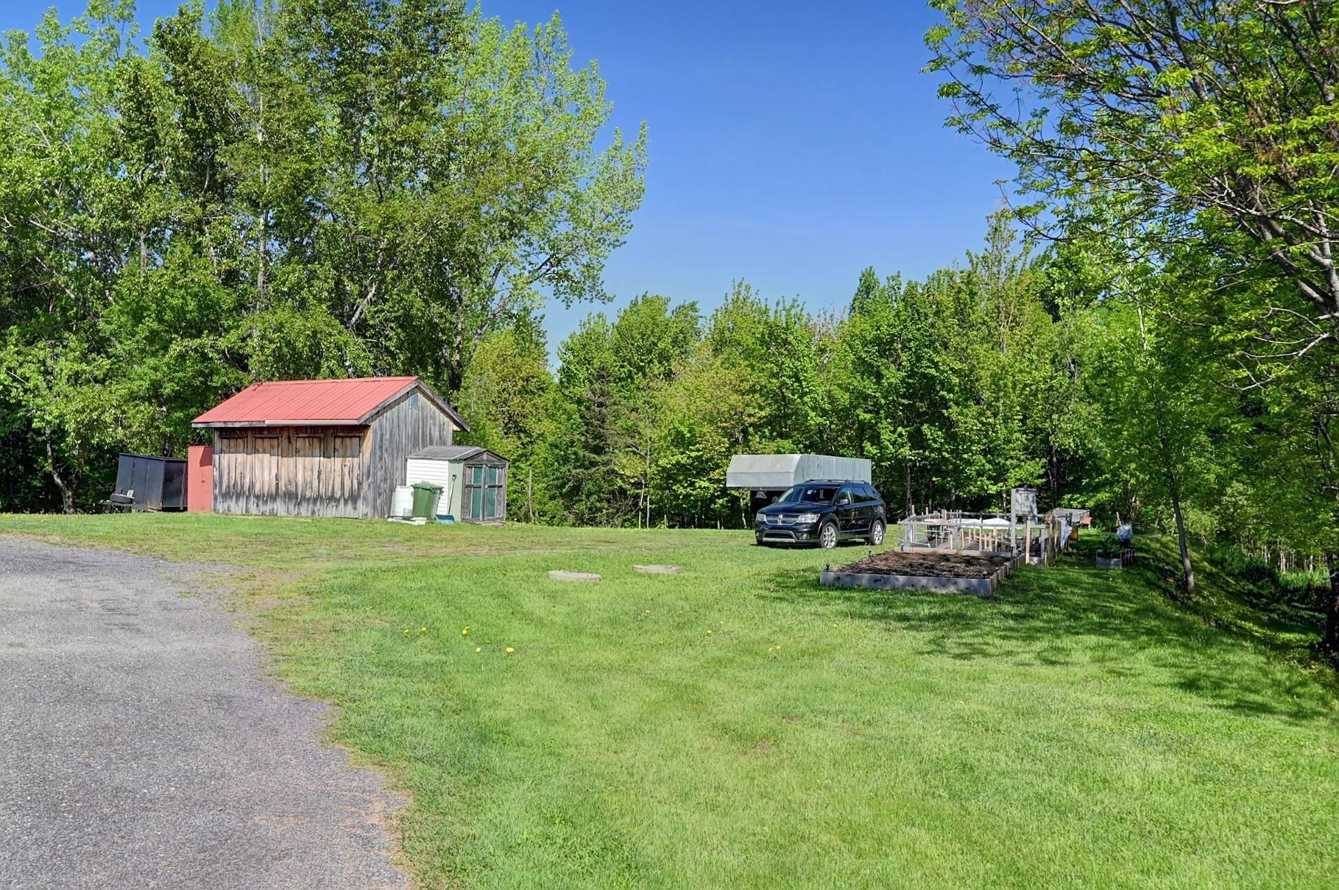 









89Z

 - 99Z


Route 108

,
Lingwick,




QC
J0K2Z0

