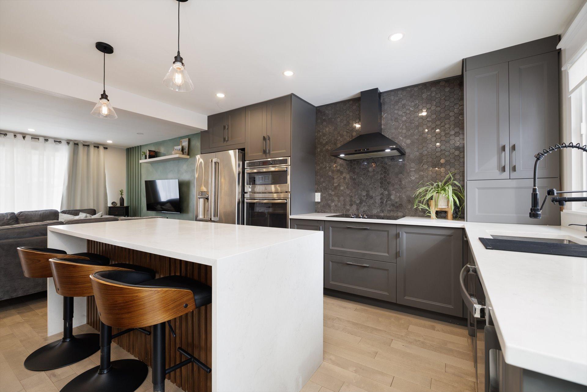 









15512


Rue Oakwood

,
Montréal (Pierrefonds-Roxboro),




QC
H9H1Y2

