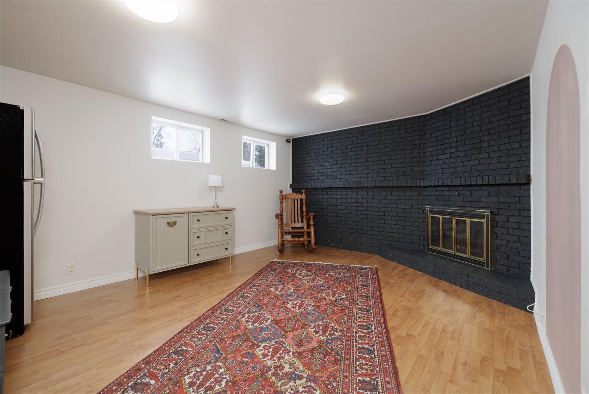 









15512


Rue Oakwood

,
Montréal (Pierrefonds-Roxboro),




QC
H9H1Y2

