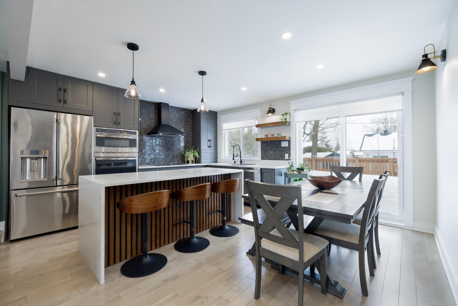 









15512


Rue Oakwood

,
Montréal (Pierrefonds-Roxboro),




QC
H9H1Y2

