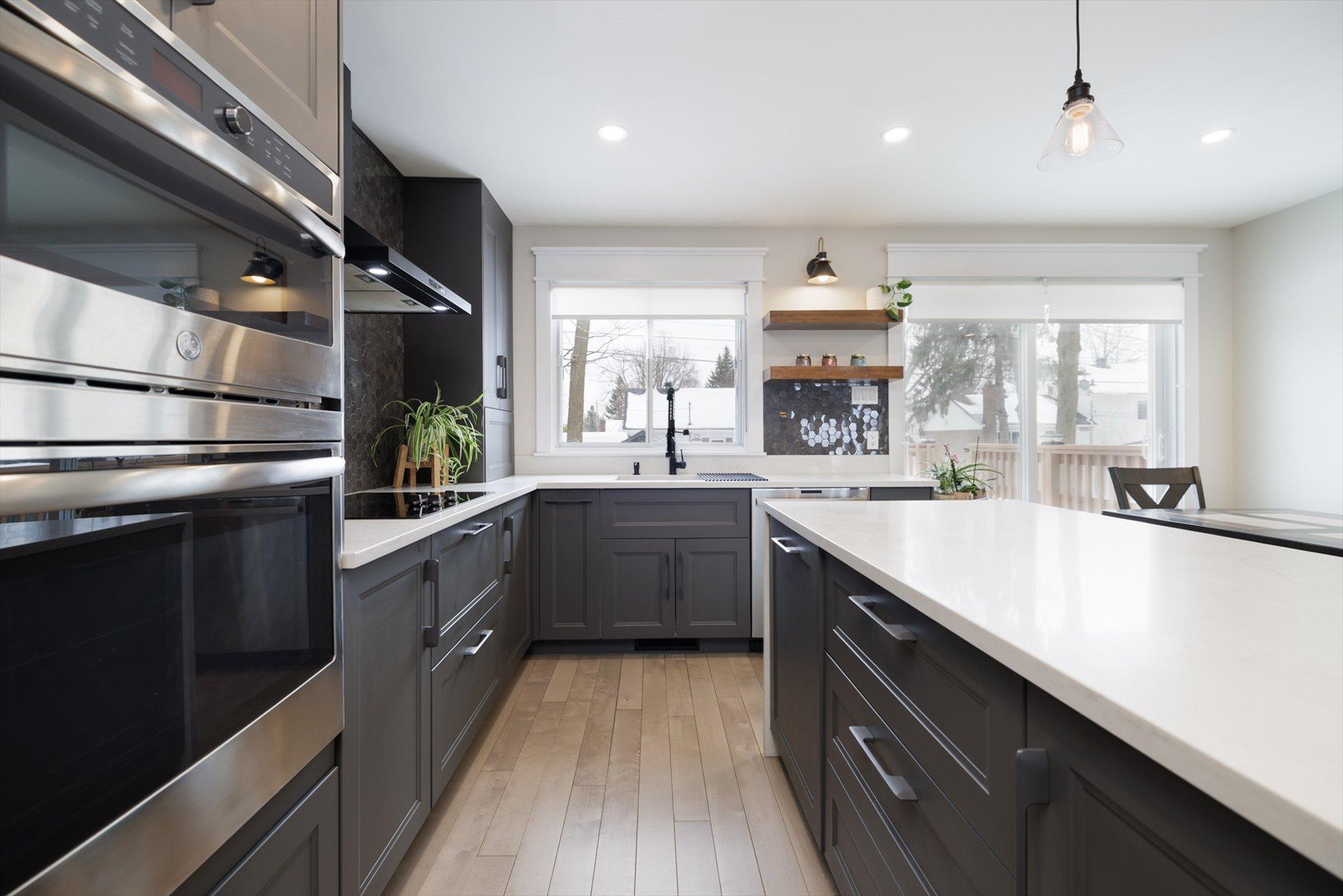 









15512


Rue Oakwood

,
Montréal (Pierrefonds-Roxboro),




QC
H9H1Y2

