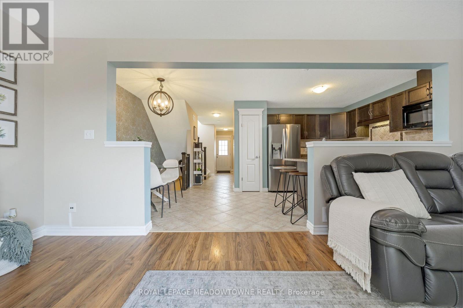 












324 SEVERN DRIVE

,
Guelph,




Ontario
N1E0E9

