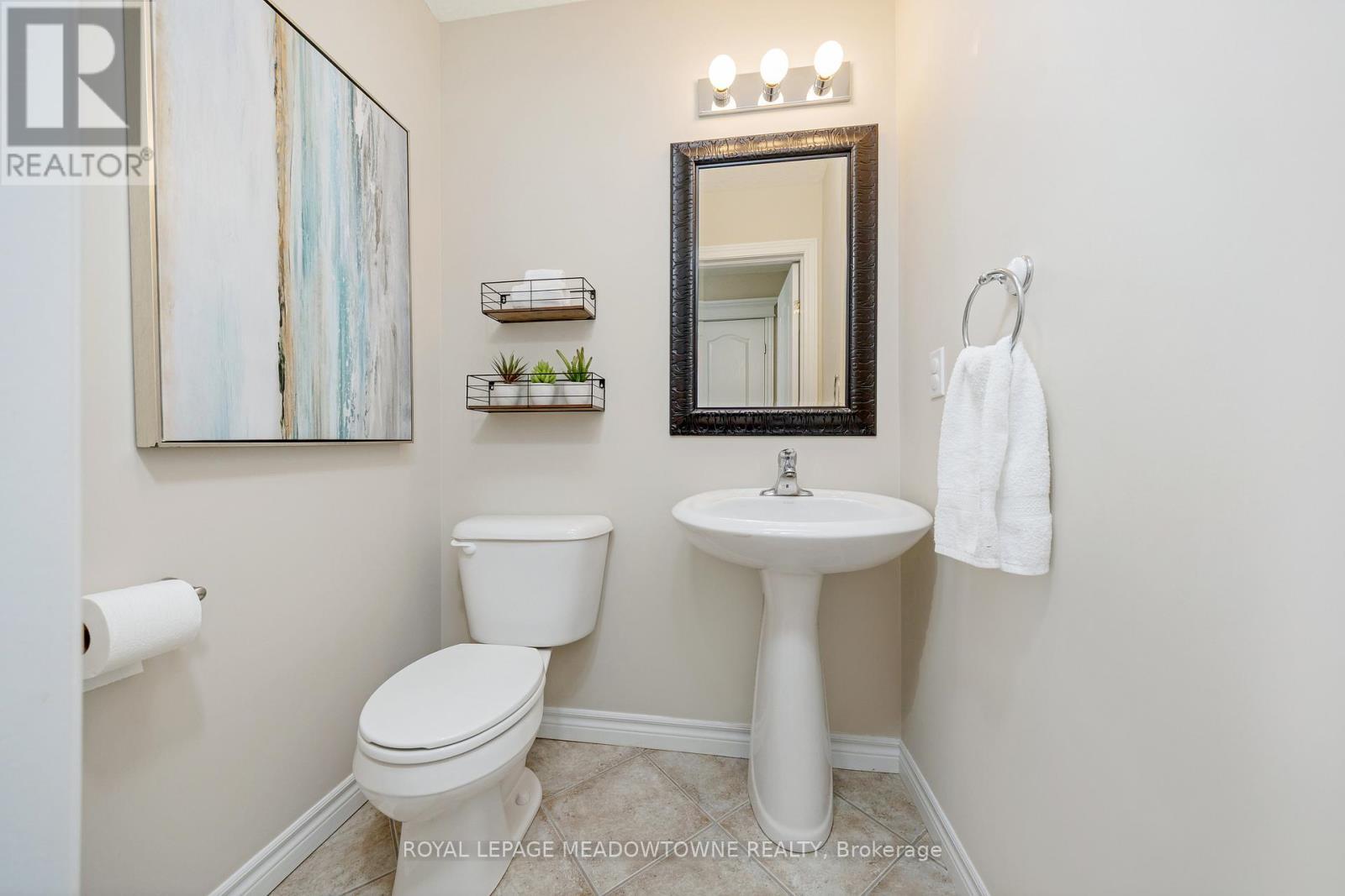 












324 SEVERN DRIVE

,
Guelph,




Ontario
N1E0E9

