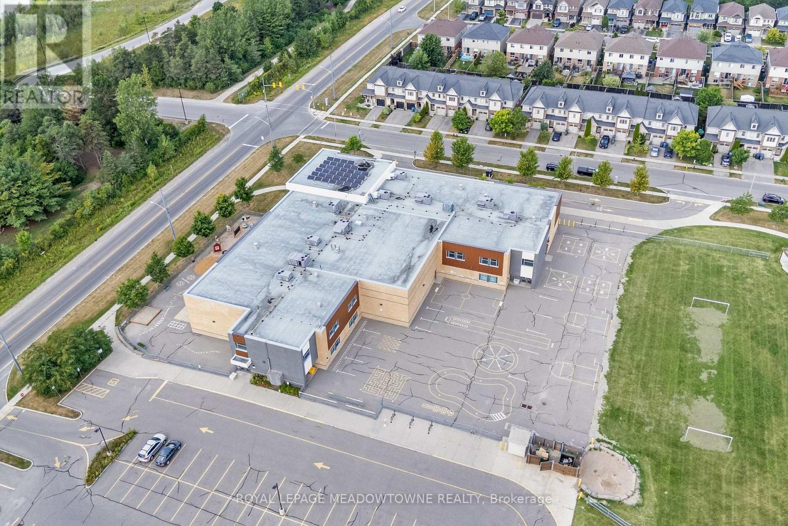 












324 SEVERN DRIVE

,
Guelph,




Ontario
N1E0E9

