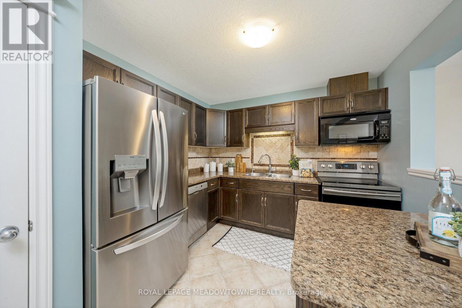 












324 SEVERN DRIVE

,
Guelph,




Ontario
N1E0E9

