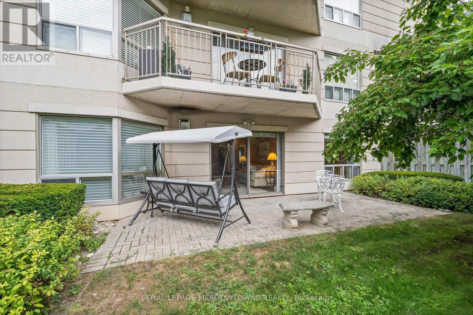 












104 - 24 CHAPEL STREET

,
Halton Hills,




Ontario
L7G6A7

