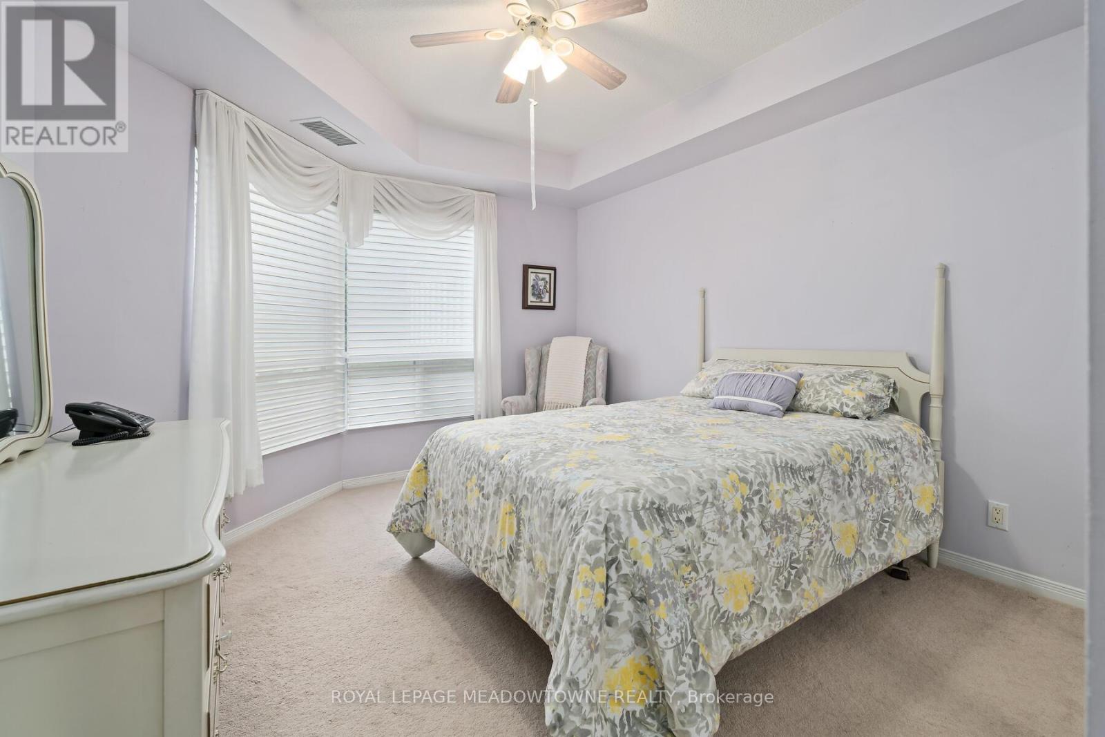 












104 - 24 CHAPEL STREET

,
Halton Hills,




Ontario
L7G6A7

