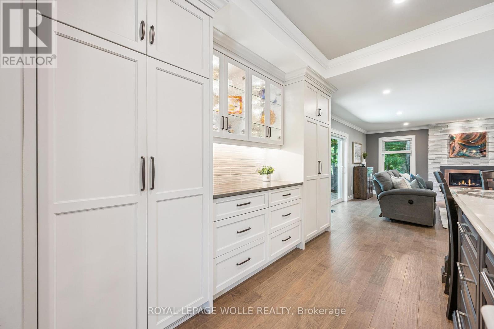 












558 ELM RIDGE PLACE

,
Waterloo,




Ontario
N2L4P7


