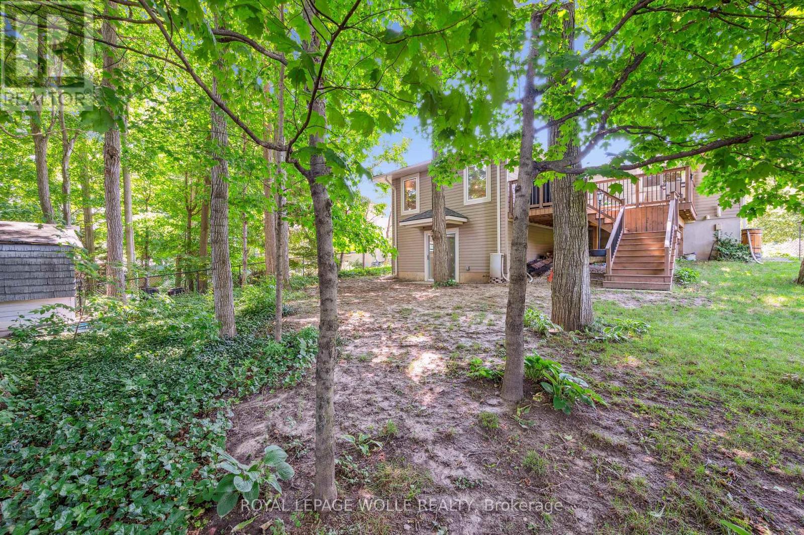 












558 ELM RIDGE PLACE

,
Waterloo,




Ontario
N2L4P7

