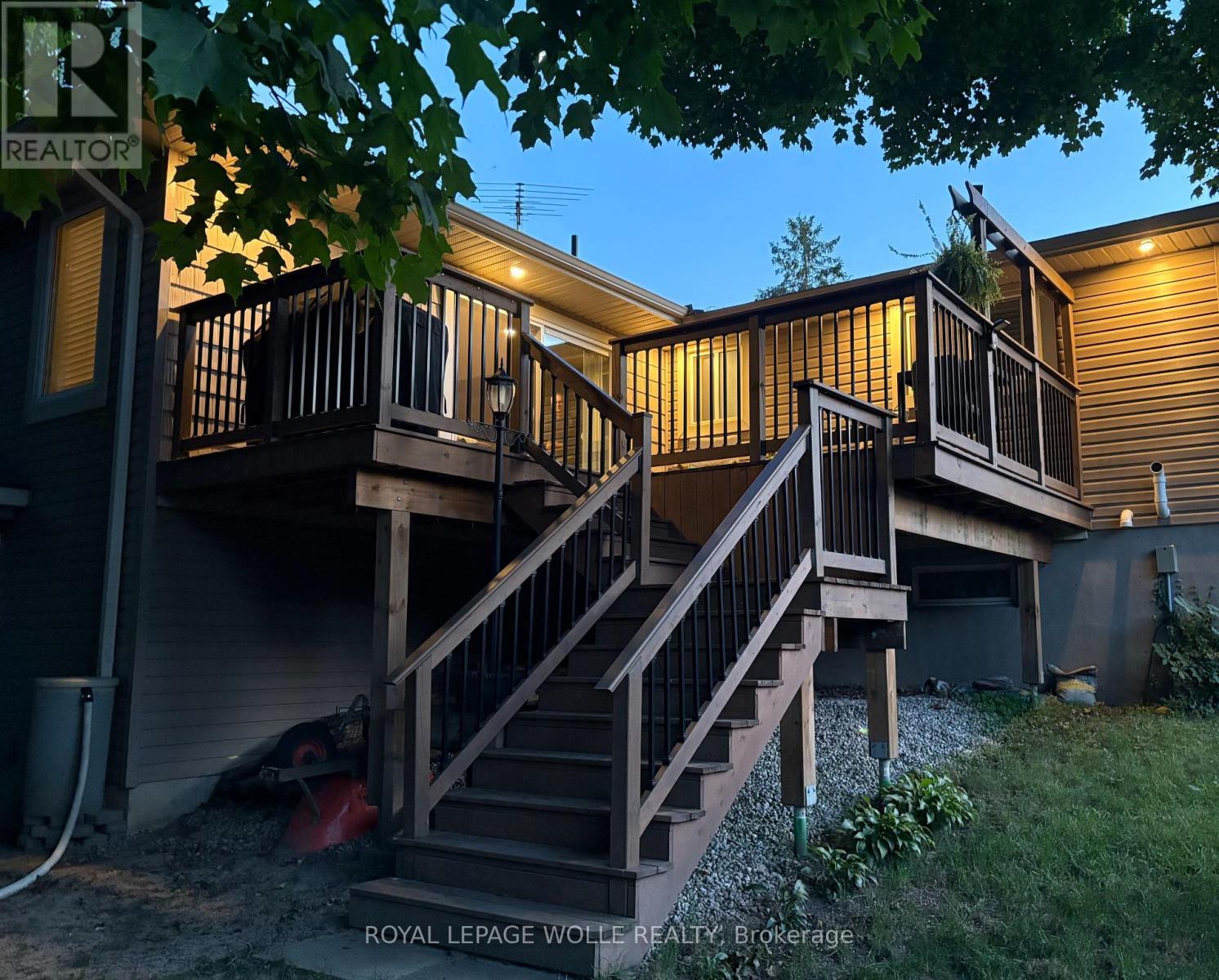 












558 ELM RIDGE PLACE

,
Waterloo,




Ontario
N2L4P7

