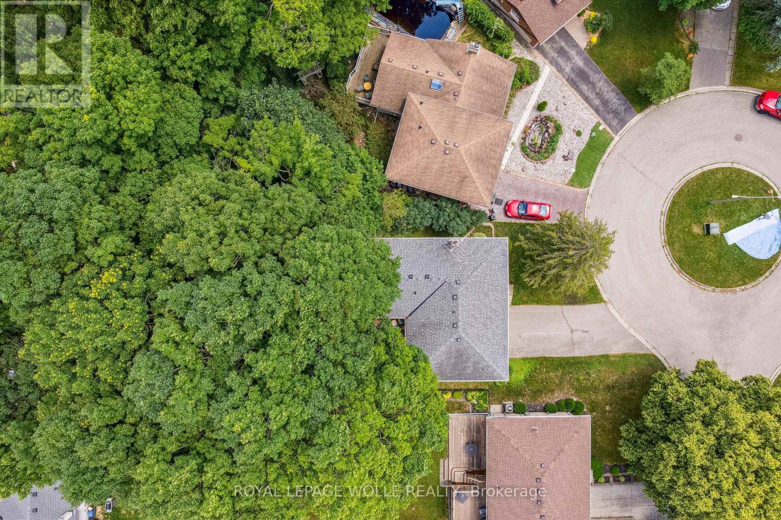 












558 ELM RIDGE PLACE

,
Waterloo,




Ontario
N2L4P7

