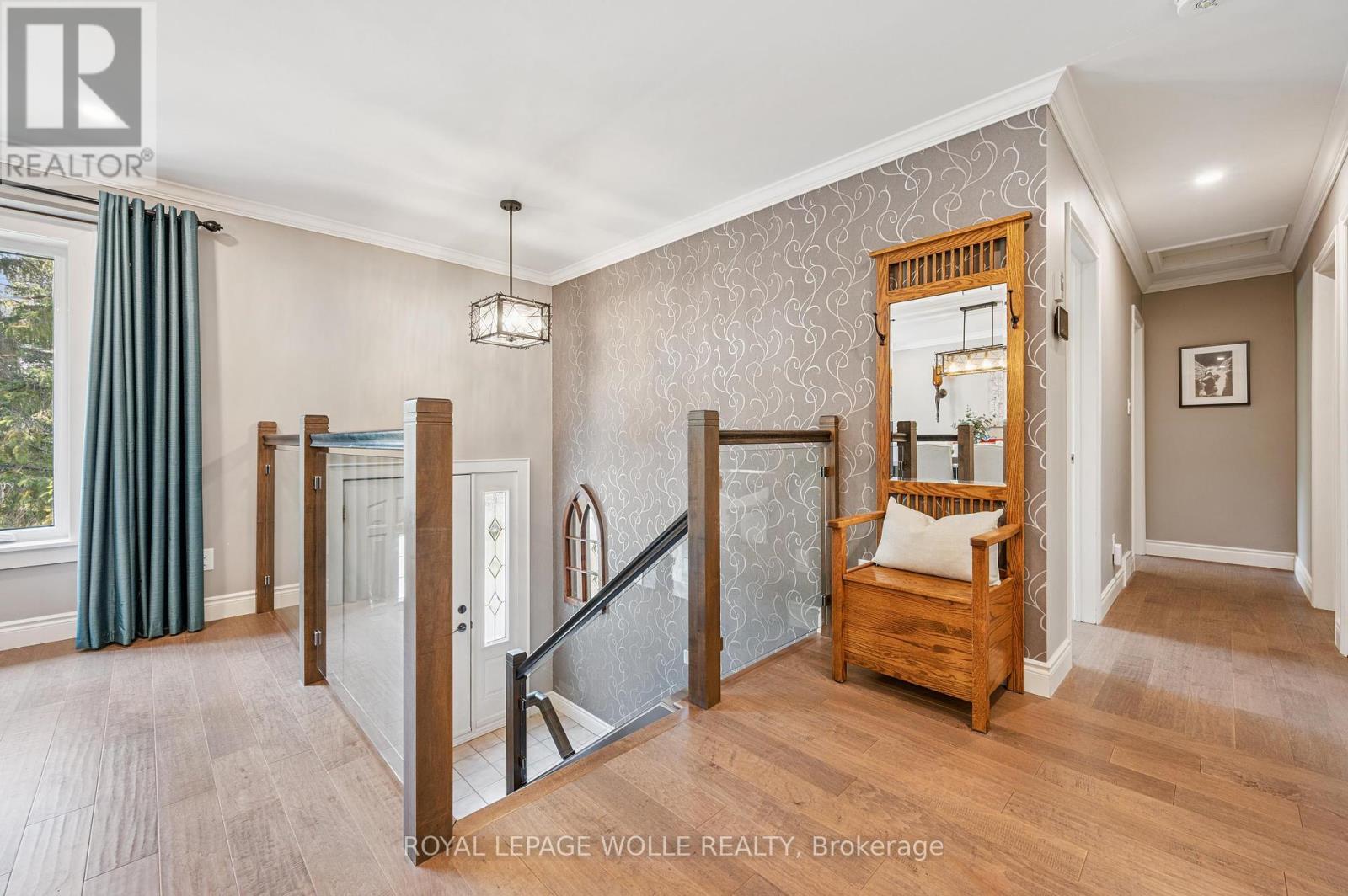












558 ELM RIDGE PLACE

,
Waterloo,




Ontario
N2L4P7

