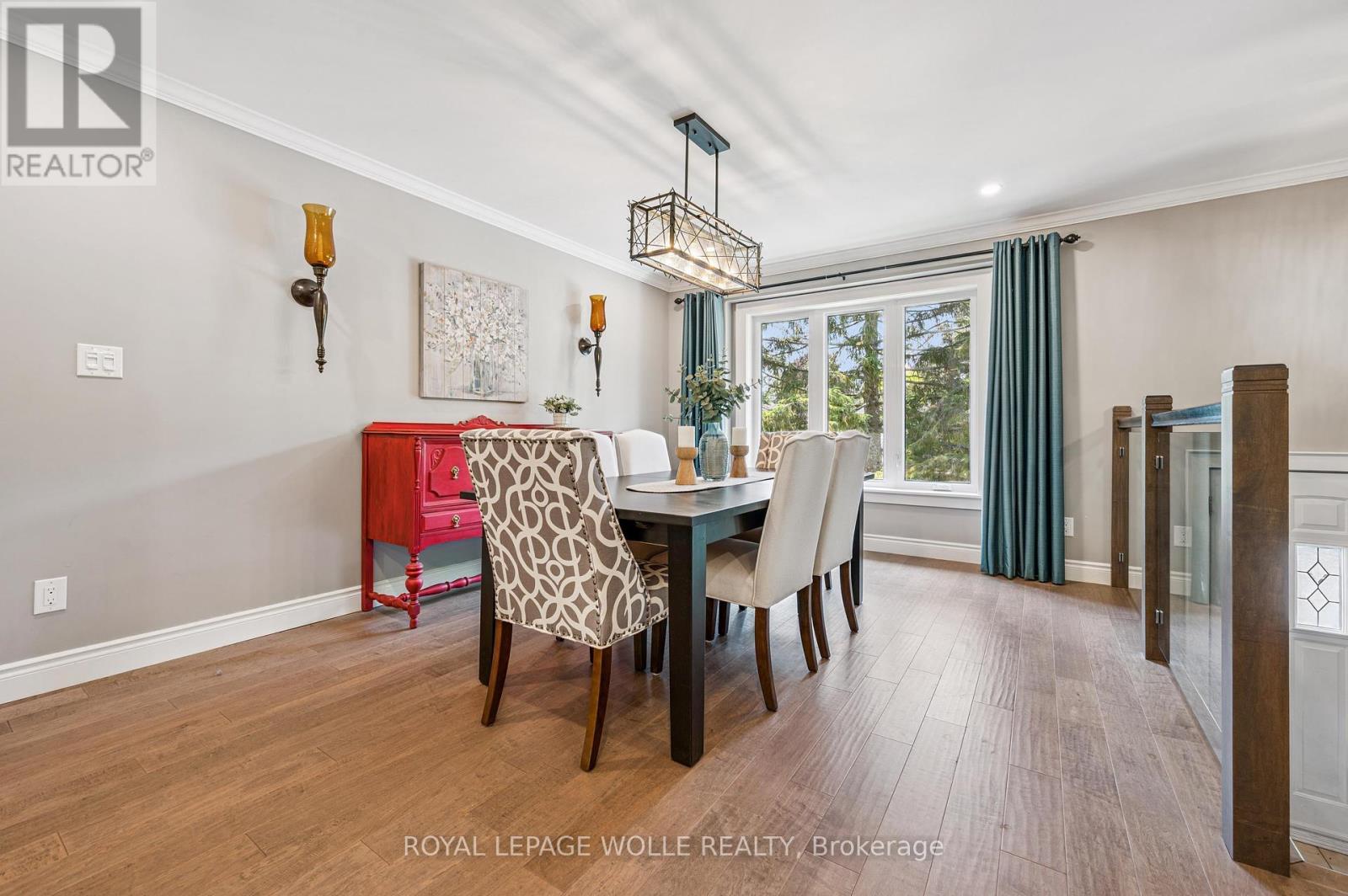












558 ELM RIDGE PLACE

,
Waterloo,




Ontario
N2L4P7

