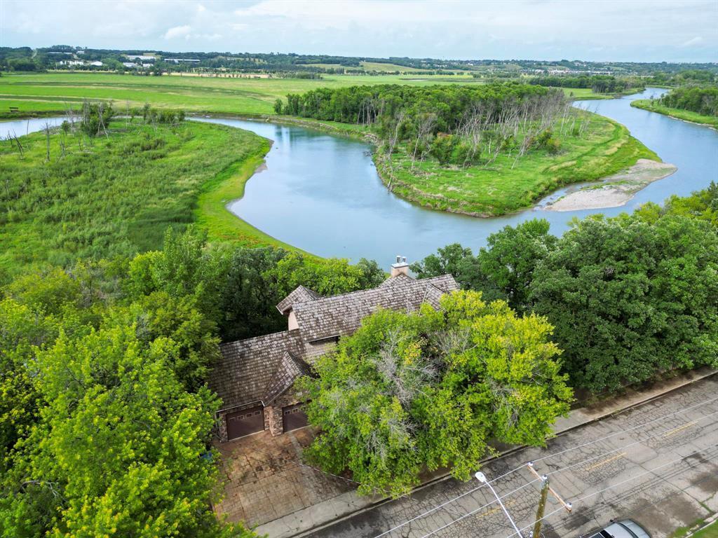 












3211 McDonald Avenue

,
Brandon,




Manitoba
R7B0B5

