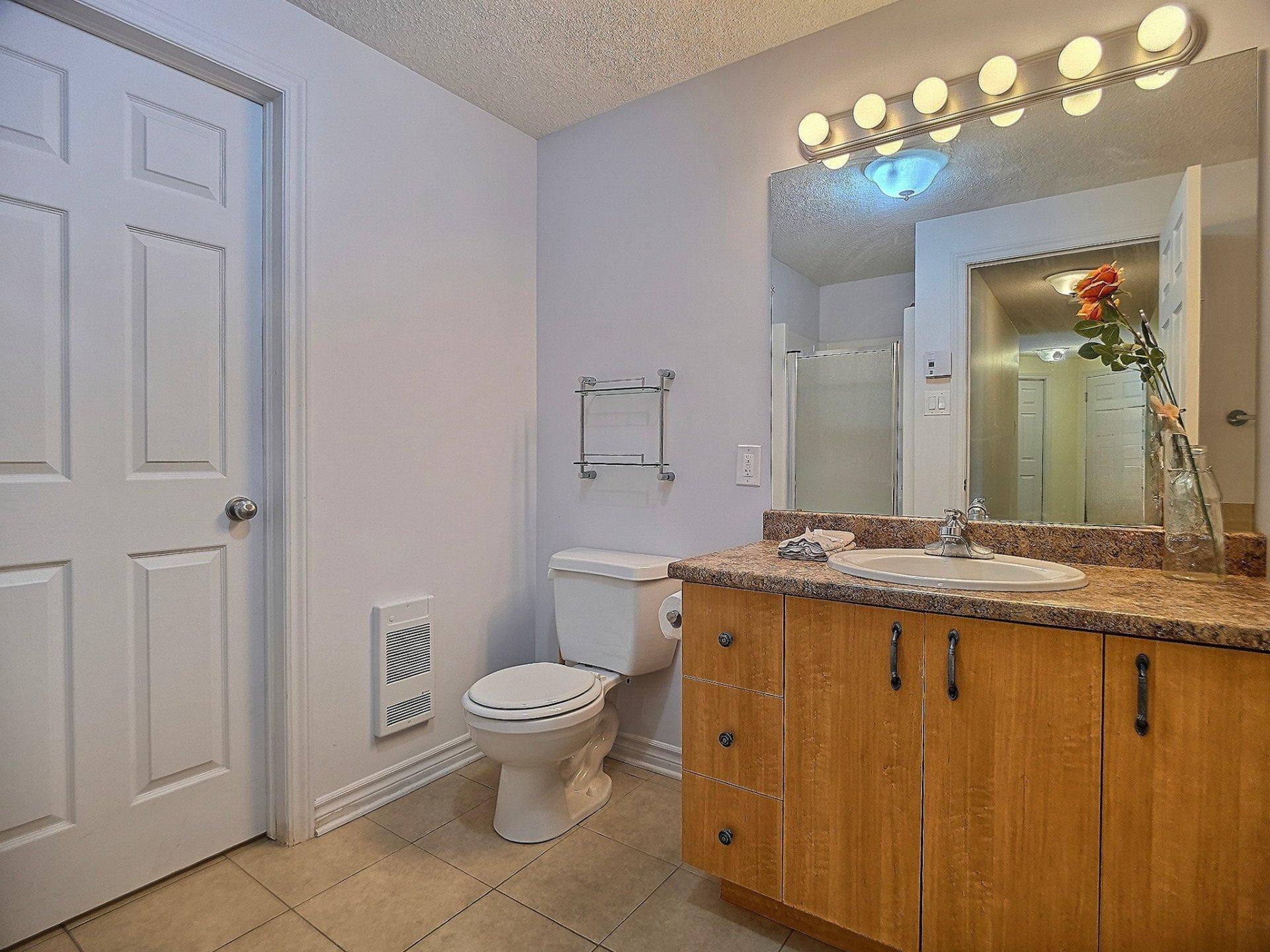 









45


Rue du Colonial

, 202,
Gatineau (Aylmer),




QC
J9H0B1

