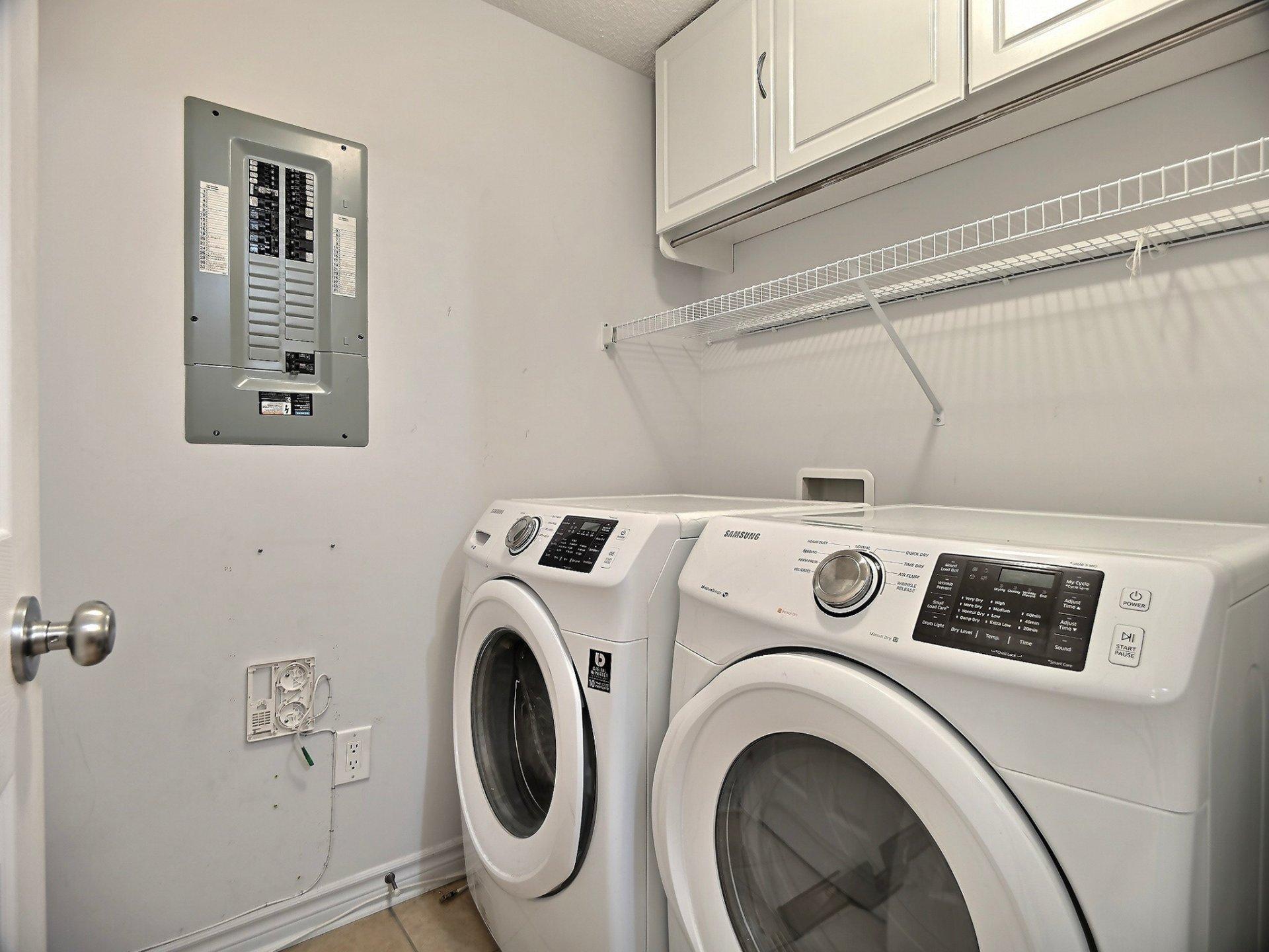 









45


Rue du Colonial

, 202,
Gatineau (Aylmer),




QC
J9H0B1

