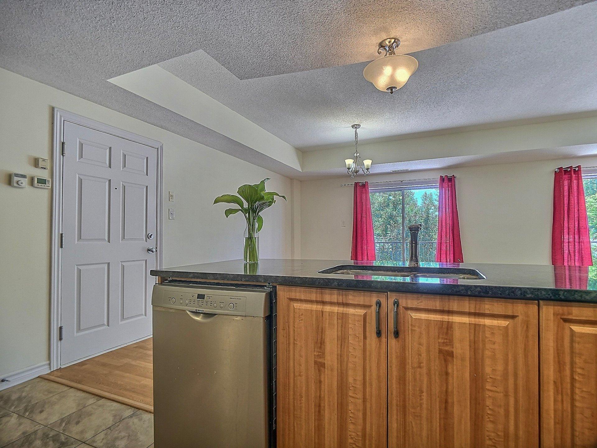 









45


Rue du Colonial

, 202,
Gatineau (Aylmer),




QC
J9H0B1

