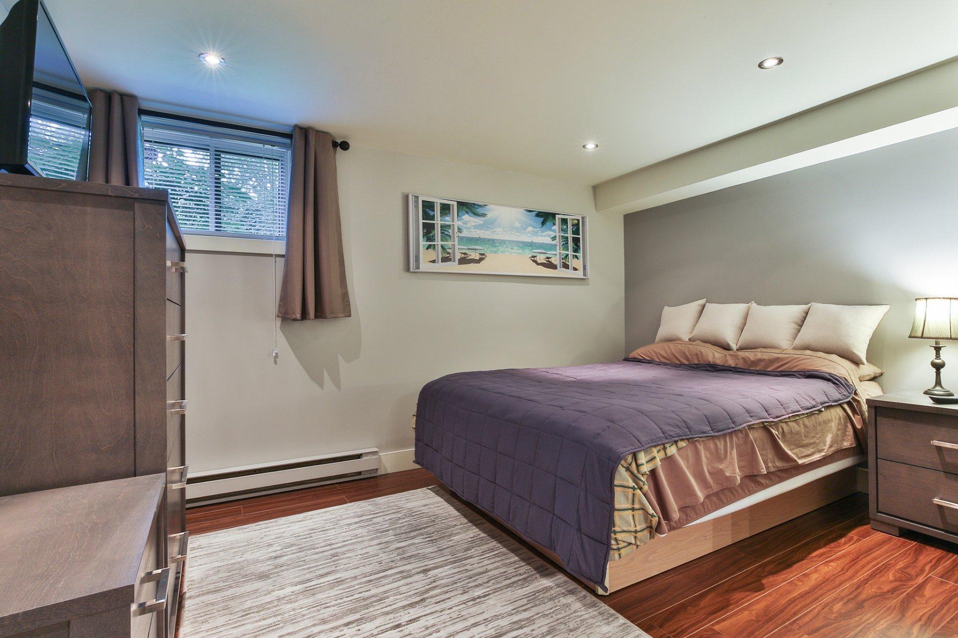 









15


Rue Louis-Liénard-de-Beaujeu

,
Saint-Jean-sur-Richelieu,




QC
J2W1T4

