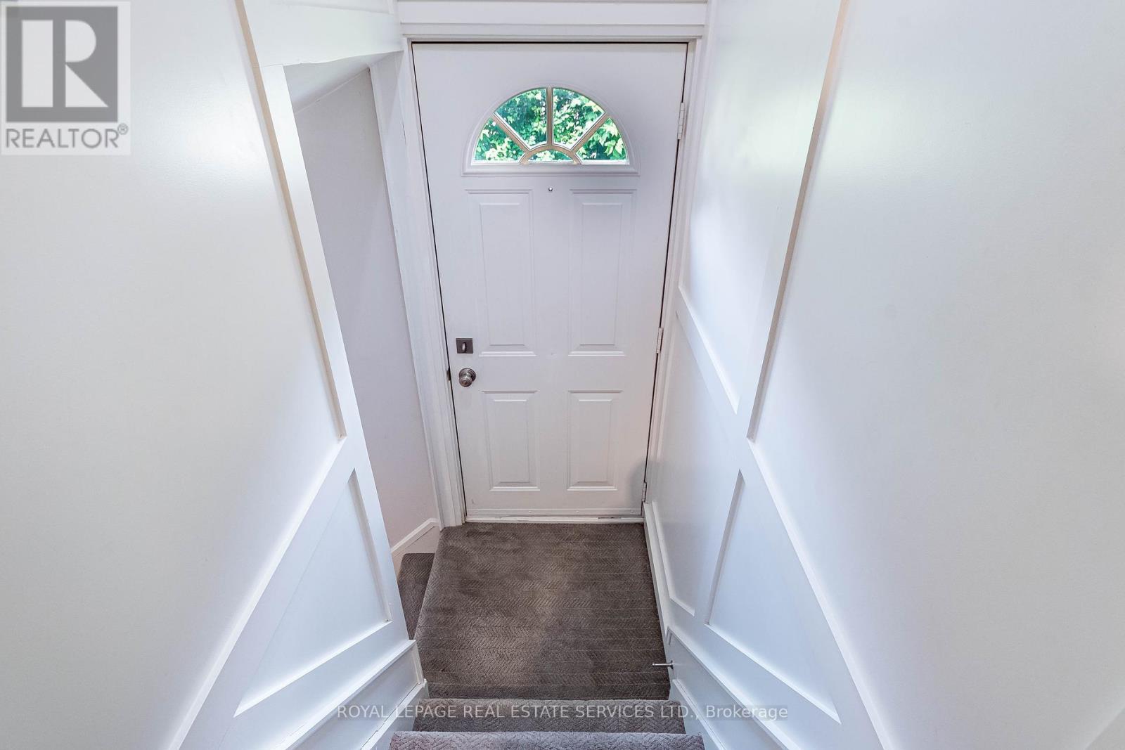 












42 GLEN AGAR DRIVE

,
Toronto,




Ontario
M9B5L9

