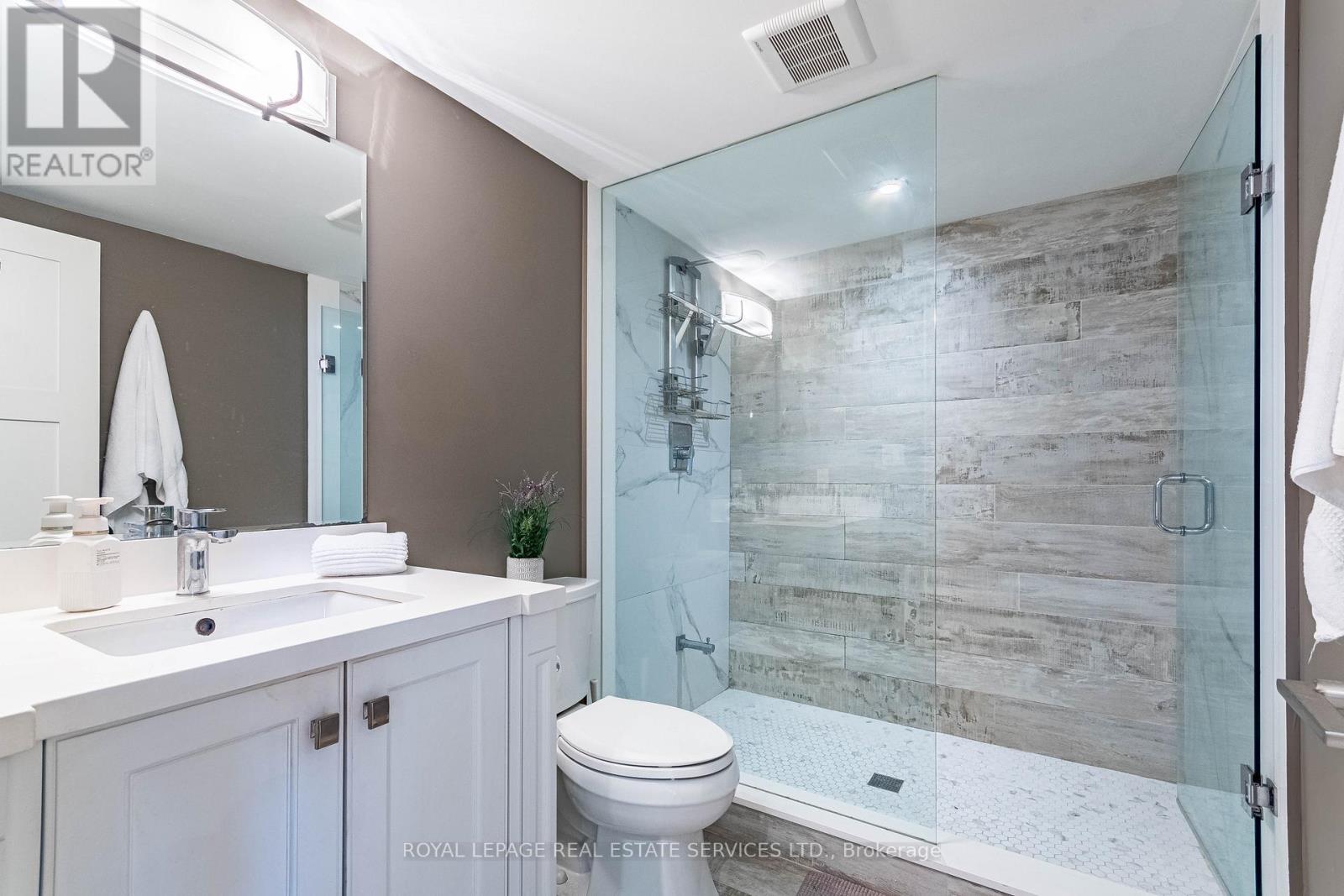 












42 GLEN AGAR DRIVE

,
Toronto,




Ontario
M9B5L9

