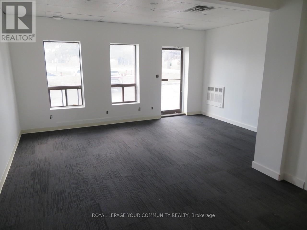 












8 - 150 RIVALDA ROAD

,
Toronto,




Ontario
M9M2M8

