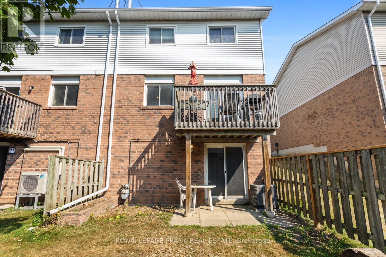 












42 - 700 HARMONY ROAD N

,
Oshawa (Pinecrest),




Ontario
L1K1S2

