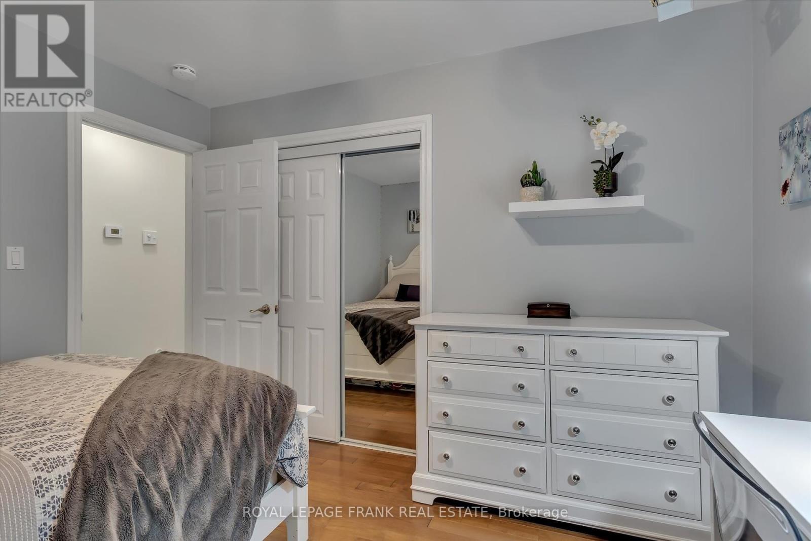 












24 DEER AVENUE

,
Cavan Monaghan (Cavan Twp),




Ontario
L0A1G0

