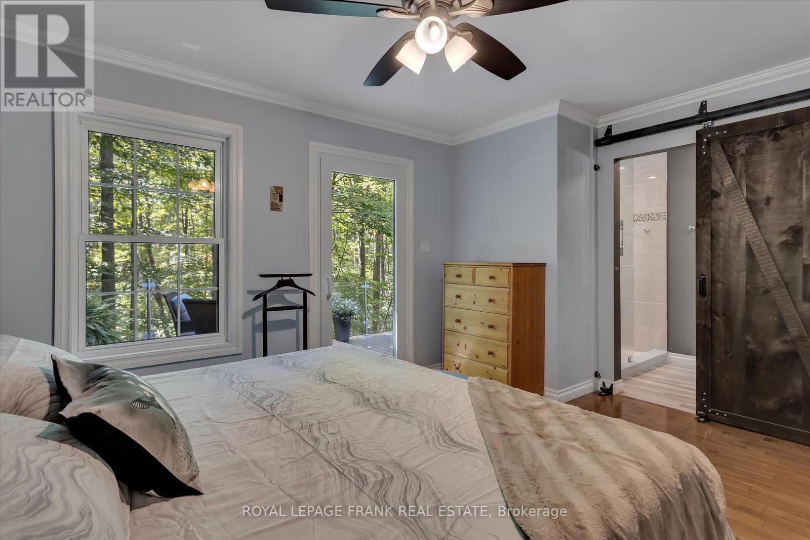 












24 DEER AVENUE

,
Cavan Monaghan (Cavan Twp),




Ontario
L0A1G0

