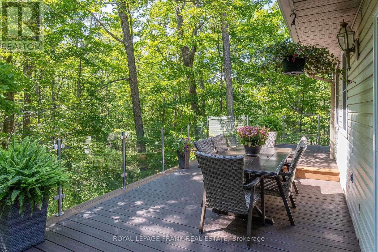 












24 DEER AVENUE

,
Cavan Monaghan (Cavan Twp),




Ontario
L0A1G0

