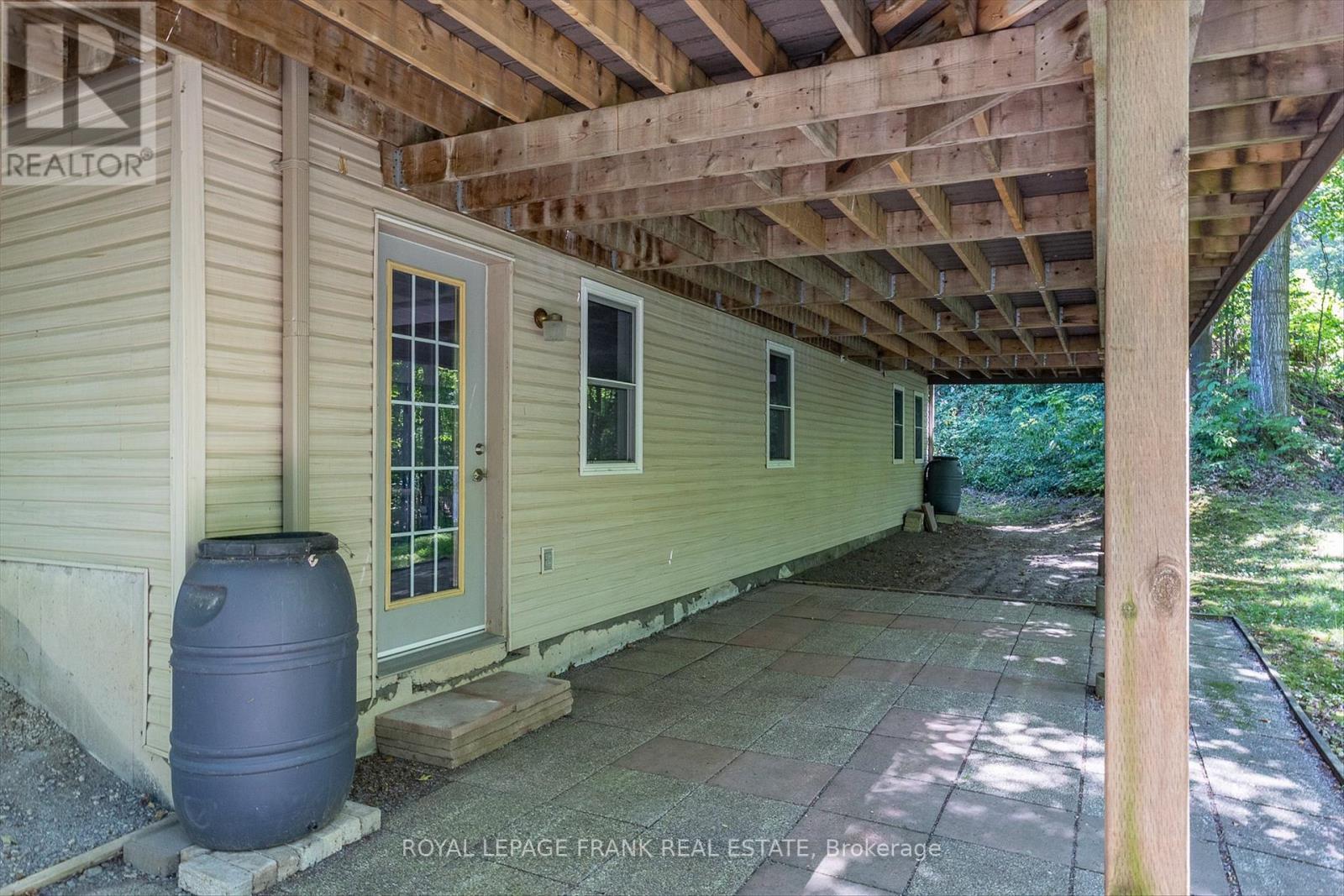 












24 DEER AVENUE

,
Cavan Monaghan (Cavan Twp),




Ontario
L0A1G0

