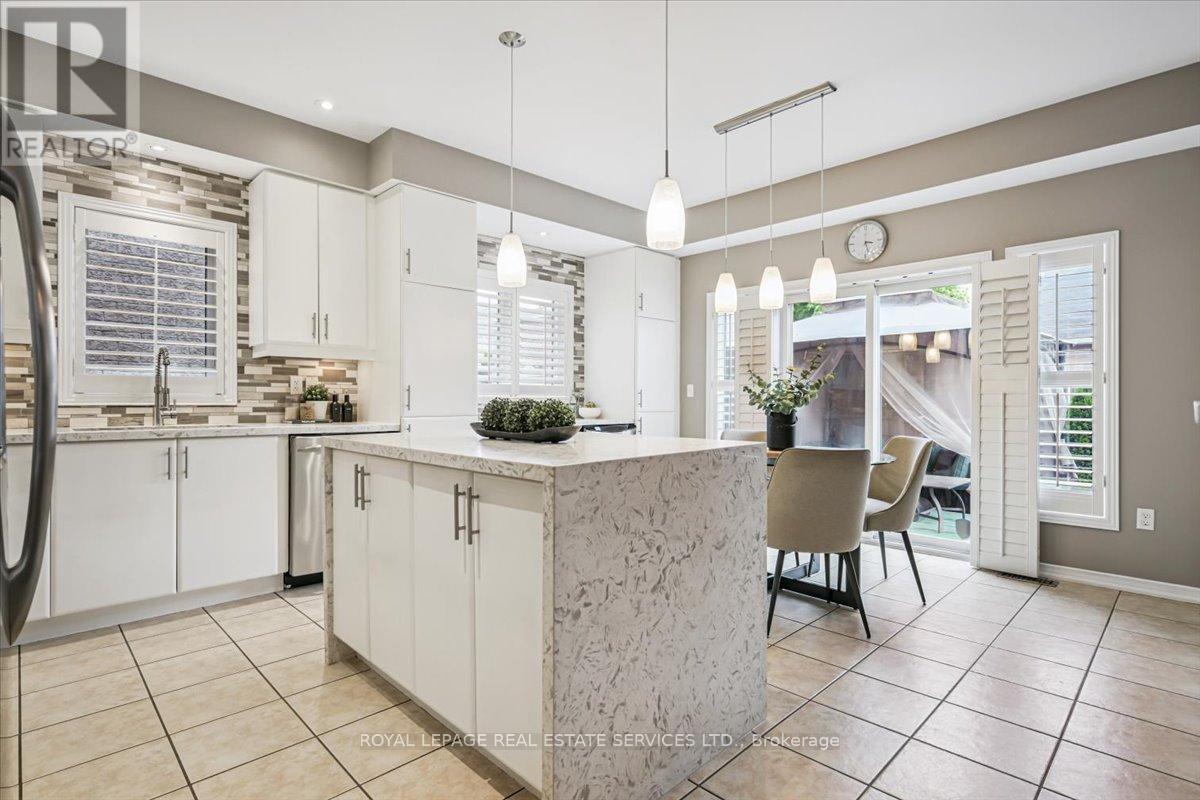 












3187 COTTER ROAD

,
Burlington,




Ontario
L7M0N3


