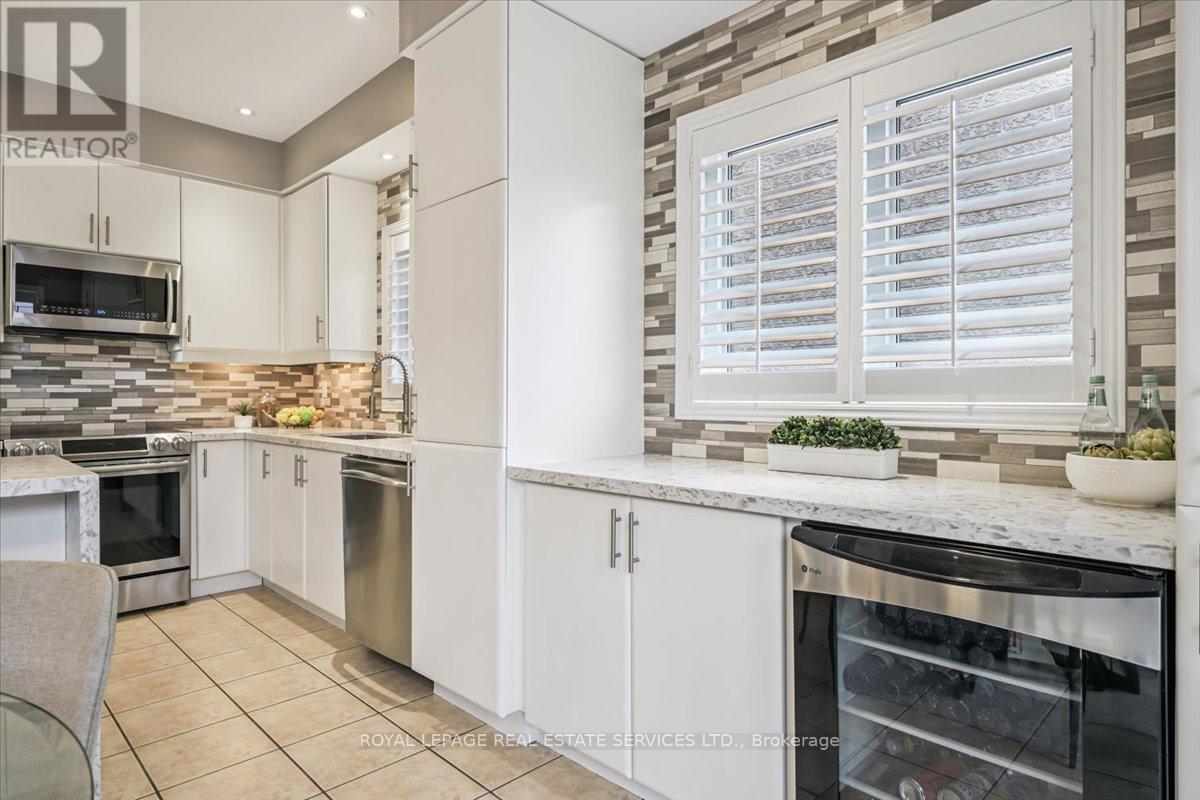 












3187 COTTER ROAD

,
Burlington,




Ontario
L7M0N3


