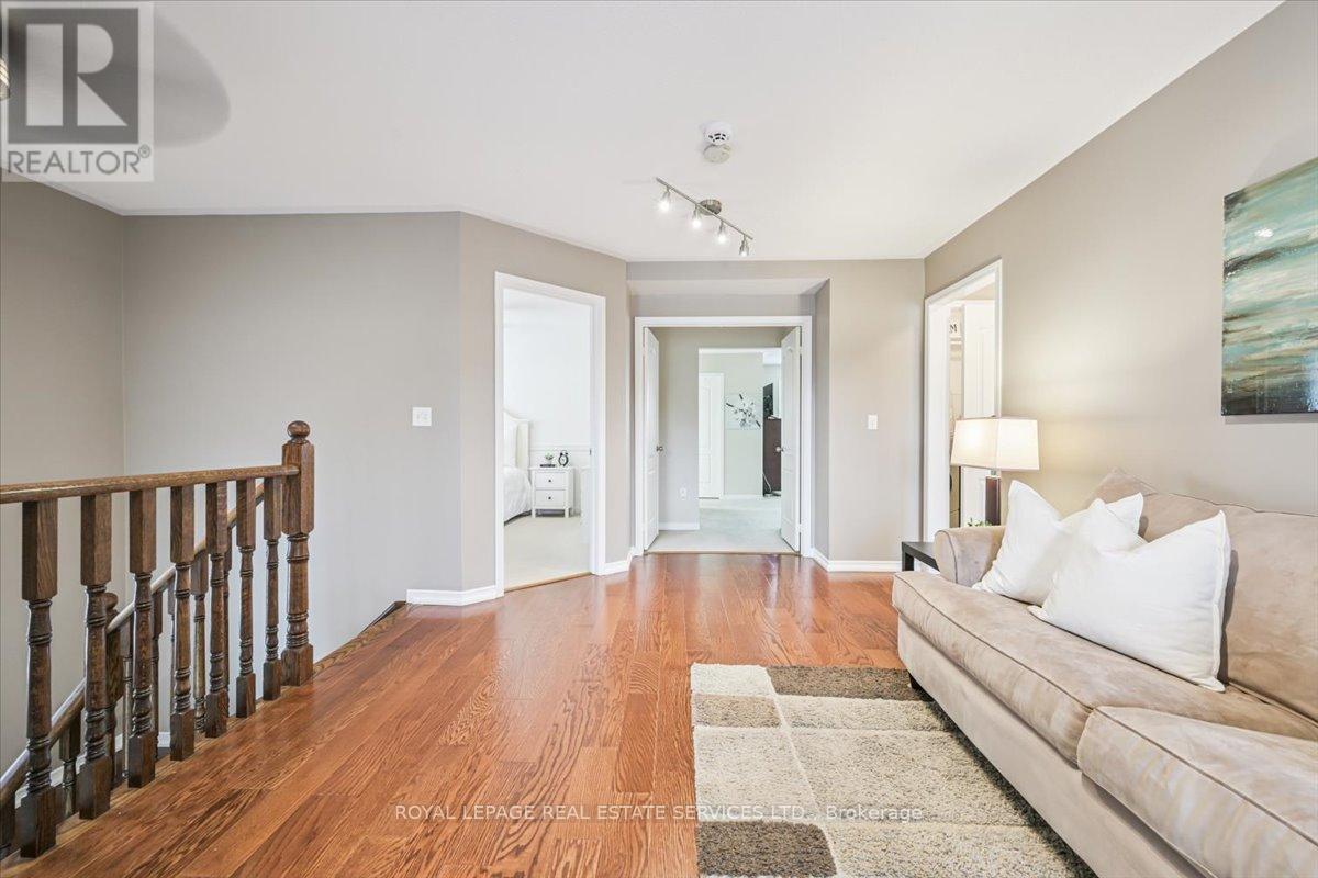












3187 COTTER ROAD

,
Burlington,




Ontario
L7M0N3

