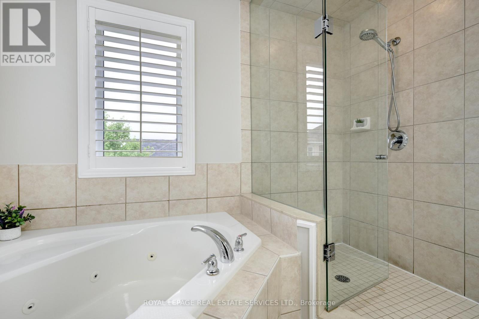 












3187 COTTER ROAD

,
Burlington,




Ontario
L7M0N3

