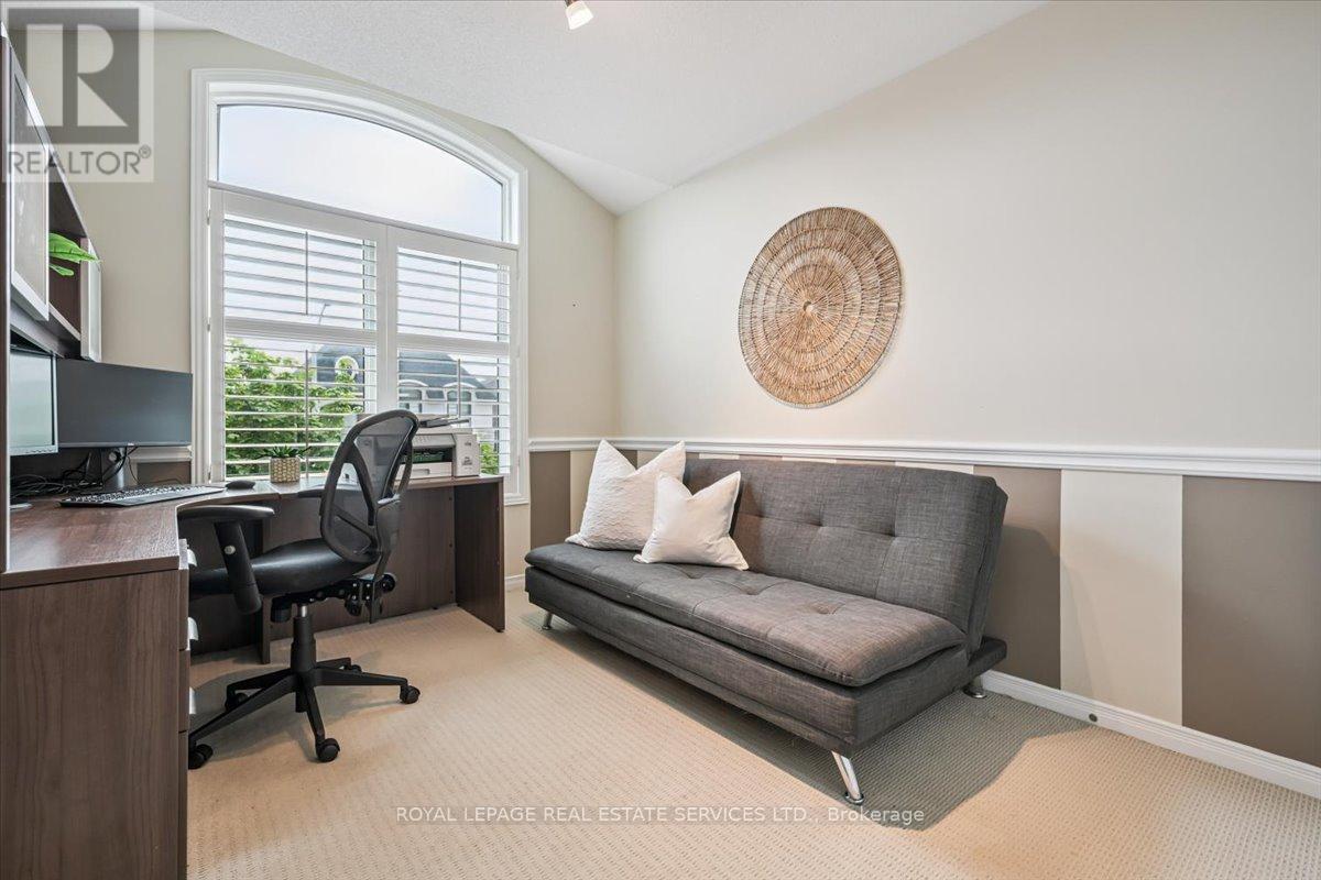 












3187 COTTER ROAD

,
Burlington,




Ontario
L7M0N3


