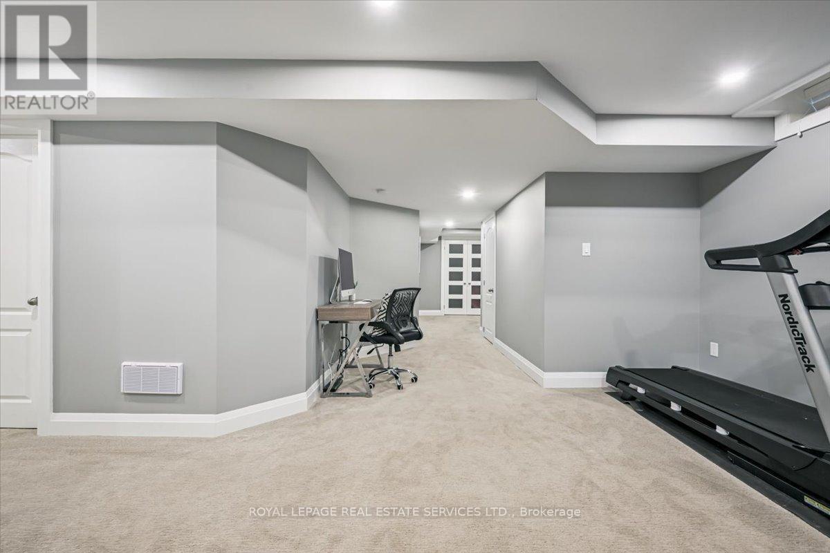 












3187 COTTER ROAD

,
Burlington,




Ontario
L7M0N3

