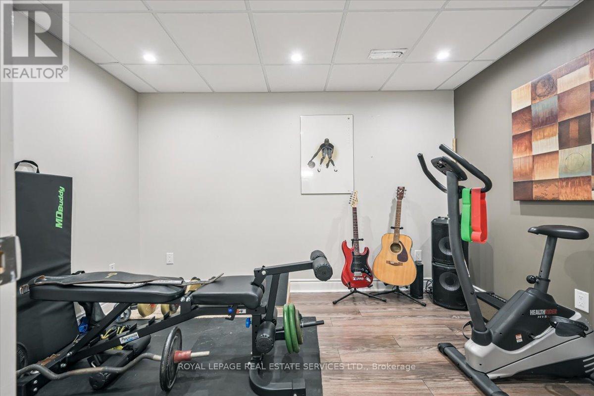 












3187 COTTER ROAD

,
Burlington,




Ontario
L7M0N3

