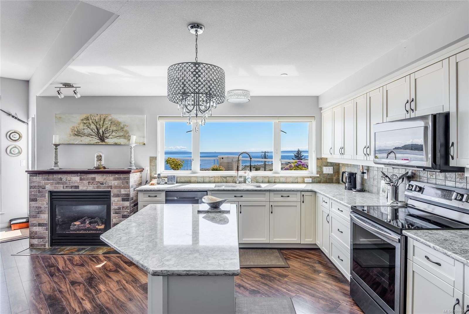 









350


Island

Hwy South, 419,
Campbell River,




BC
V9W 1A5

