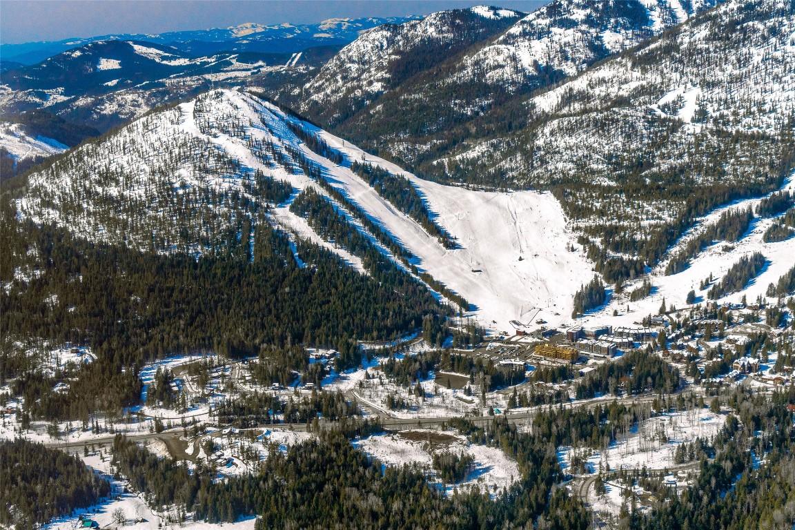 









3052


3B

Highway,
Rossland,







BC
V0G 1Y0

