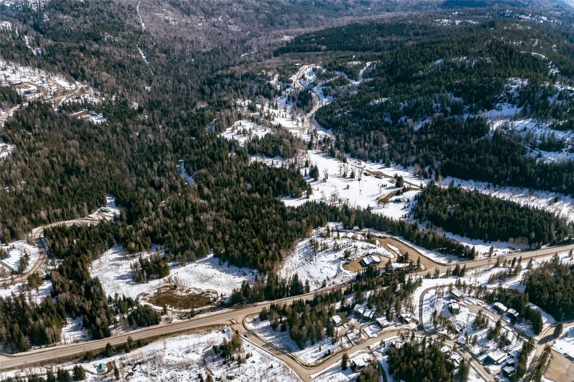 









3052


3B

Highway,
Rossland,







BC
V0G 1Y0

